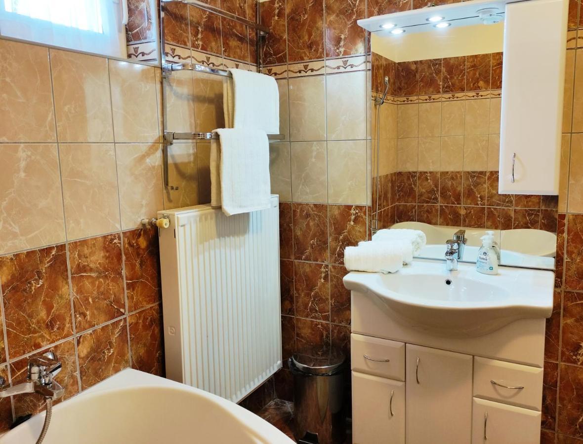 Apartament Var-Lak Apartman Héviz Zewnętrze zdjęcie